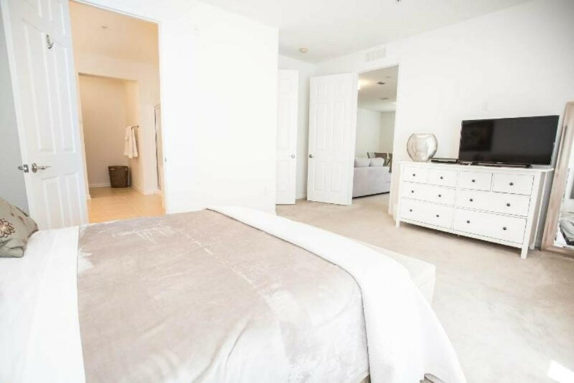 Modern Vacation Apartment With A Lake View At Vista Cay Resort Vc4816 Orlando Esterno foto